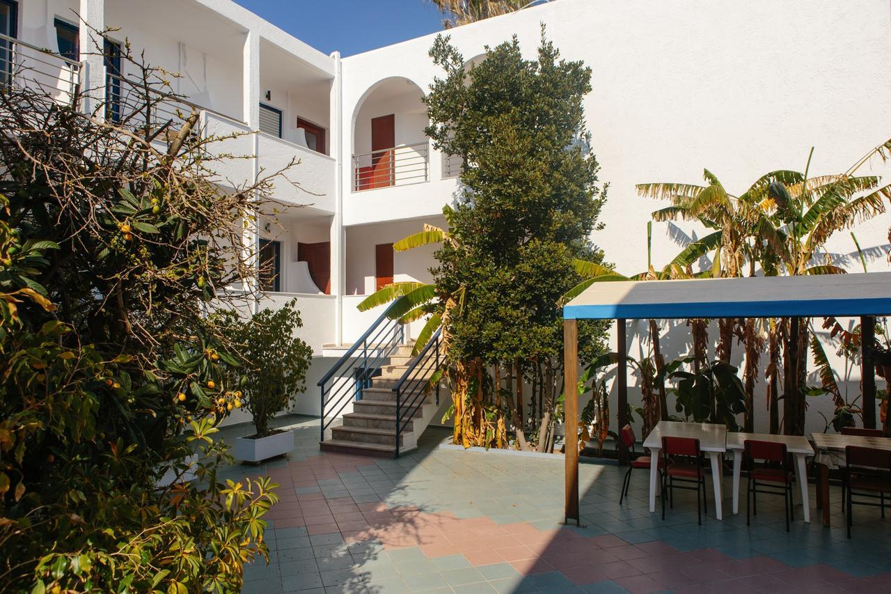 Sea Breeze Hotel Masticharion Exteriör bild